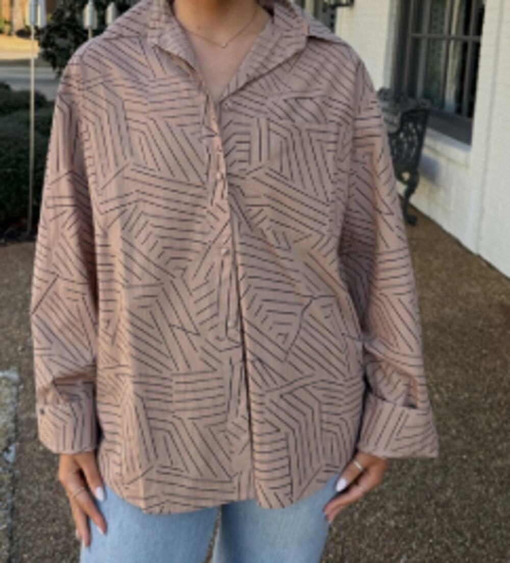 Stark X Graphic Lines Oversized Cora Blouse sz M